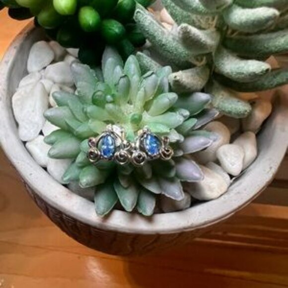 Pandora x Disney Cinderella��s Carriage Stud Earrings - Picture 4 of 5